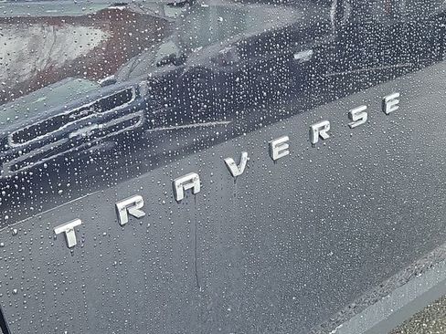 Used 2020 Chevrolet Traverse RS image 13