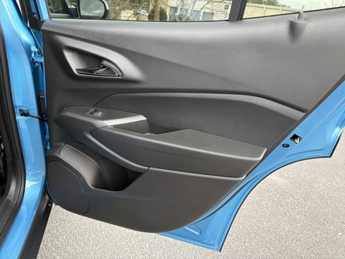 Used 2026 Chevrolet Trax LT w/ LT Convenience Package image 16