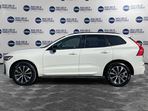 Certified 2023 Volvo XC60 B5 Plus image 2