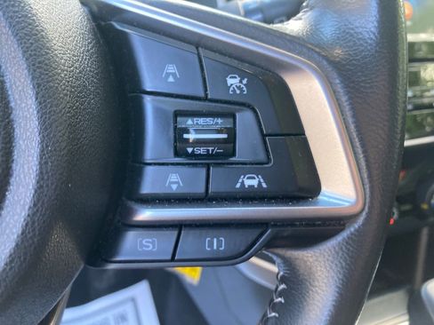 Used 2019 Subaru Forester Premium w/ All-Weather Package image 38