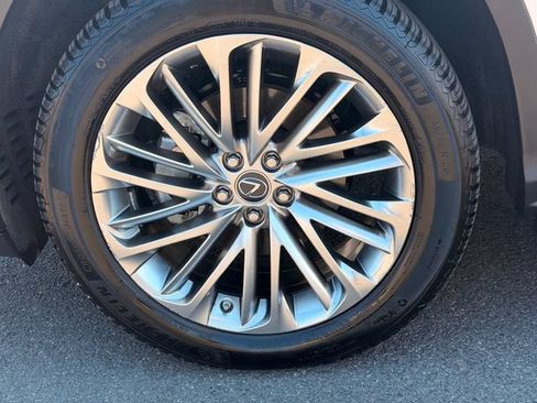 Certified 2022 Lexus RX 450h AWD w/ Luxury Package image 13