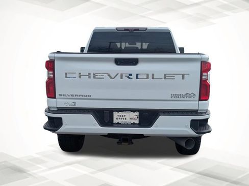 Used 2020 Chevrolet Silverado 2500 High Country w/ Z71 Off-Road Package image 5