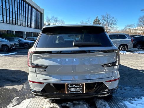 New 2025 Volvo EX90 Ultra image 3