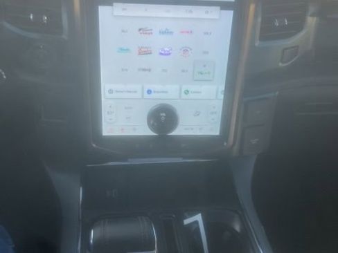 Used 2024 Ford F150 Lightning Lariat image 8