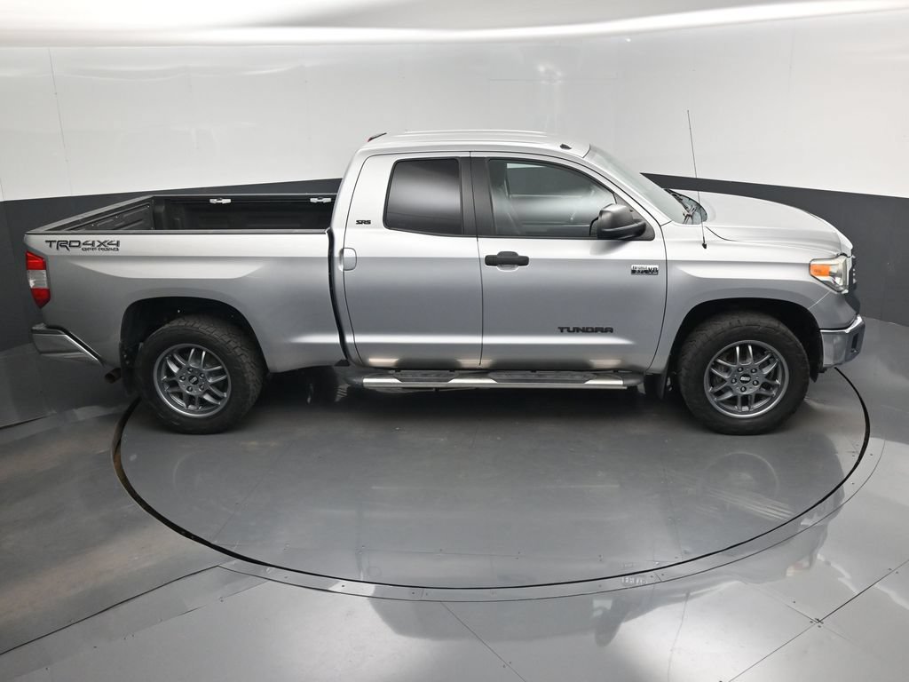 Used 2014 Toyota Tundra SR5 w/ SR5 Upgrade Package AWD/4WD image 13