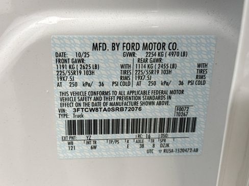 Used 2025 Ford Maverick Lobo AWD/4WD image 12