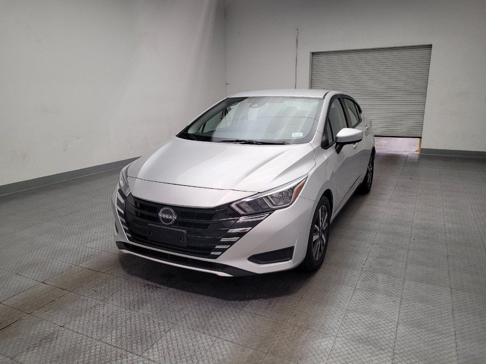 Used 2023 Nissan Versa SV FWD image 15
