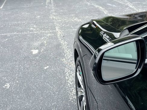 Used 2024 Cadillac Lyriq Luxury RWD image 12