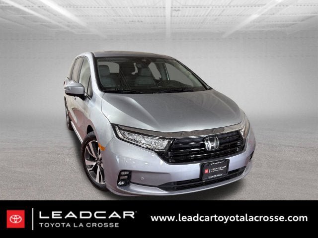 Used 2024 Honda Odyssey Touring image 1