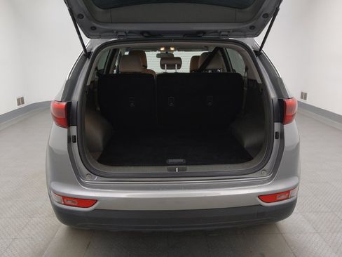 Used 2019 Kia Sportage LX FWD image 29