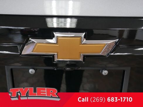 New 2025 Chevrolet Traverse LT w/ Driver Confidence Package image 14