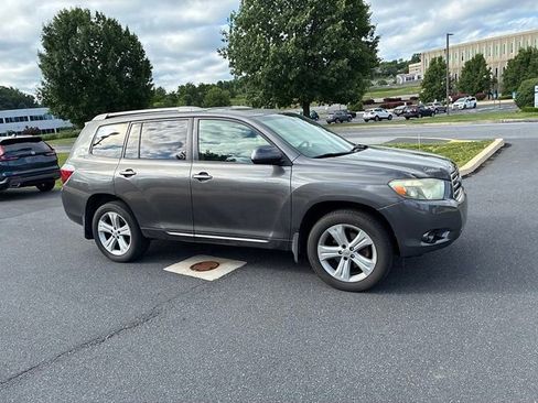 Used 2008 Toyota Highlander Sport AWD/4WD image 3