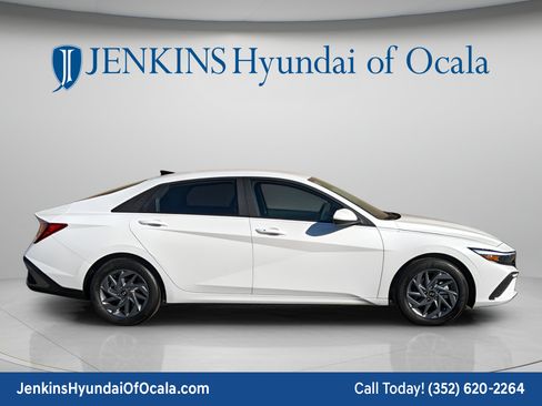 New 2026 Hyundai Elantra Sport FWD image 3