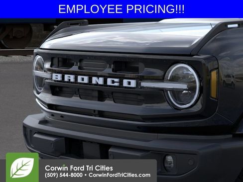 New 2026 Ford Bronco Outer Banks AWD/4WD image 19