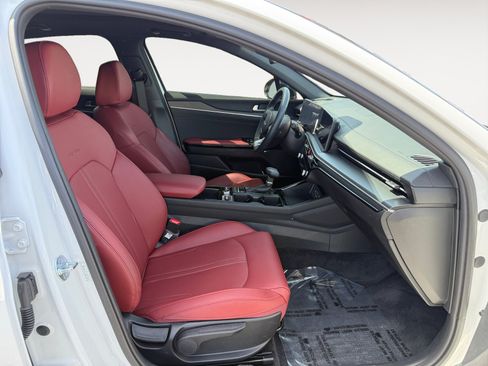 Used 2025 Kia K5 GT-Line w/ GT-Line Premium Package FWD image 19