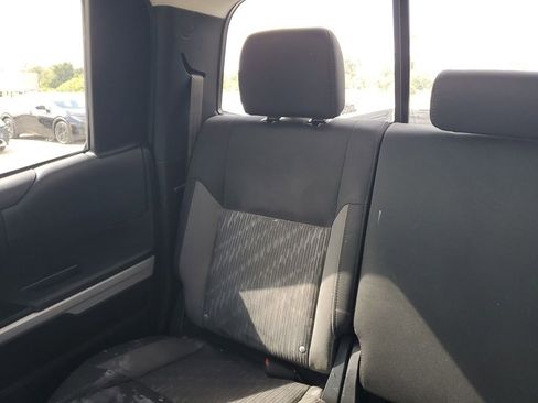 Used 2018 Toyota Tundra SR5 image 12