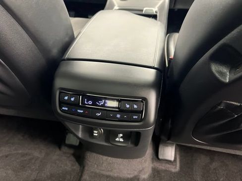 Used 2025 Hyundai Palisade Calligraphy AWD/4WD image 23