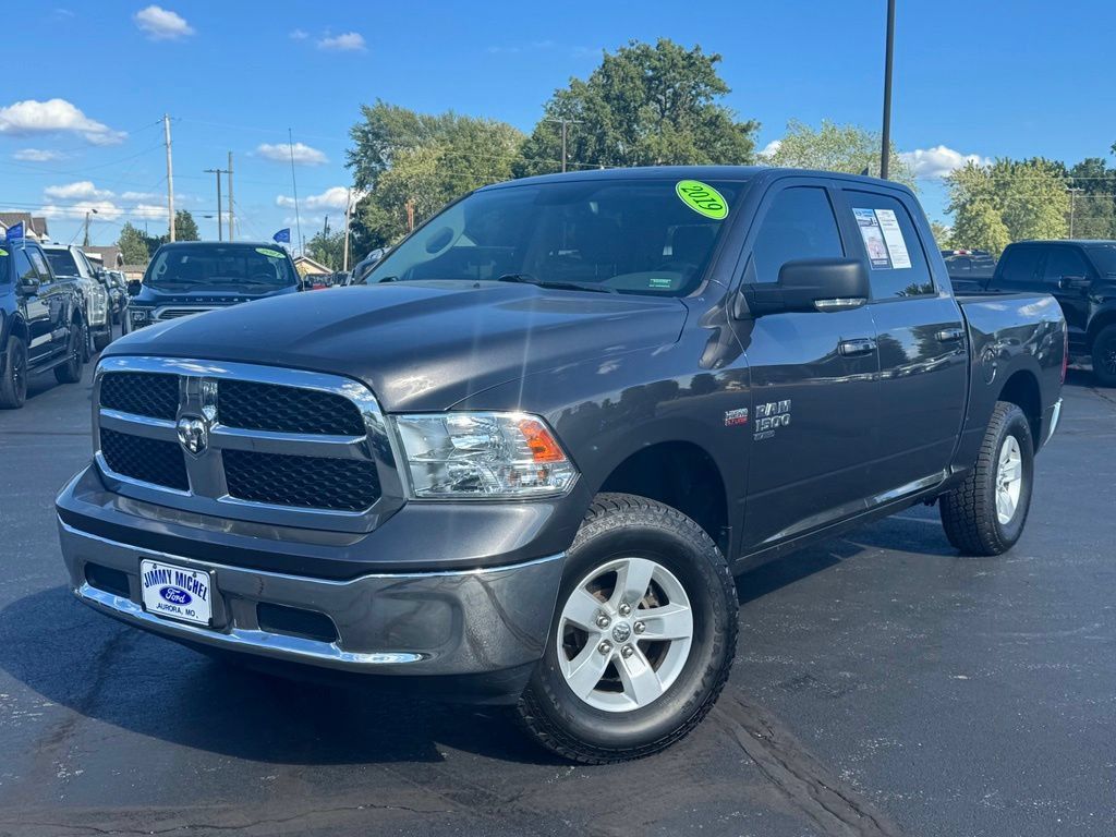 Used 2019 RAM 1500 Classic SLT w/ Luxury Group AWD/4WD image 28