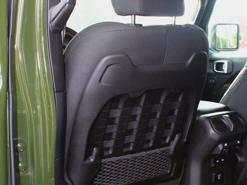 Used 2022 Jeep Gladiator Mojave image 19