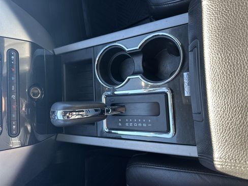 Used 2011 Ford Expedition XLT w/ 202A Rapid Spec Order Code image 24