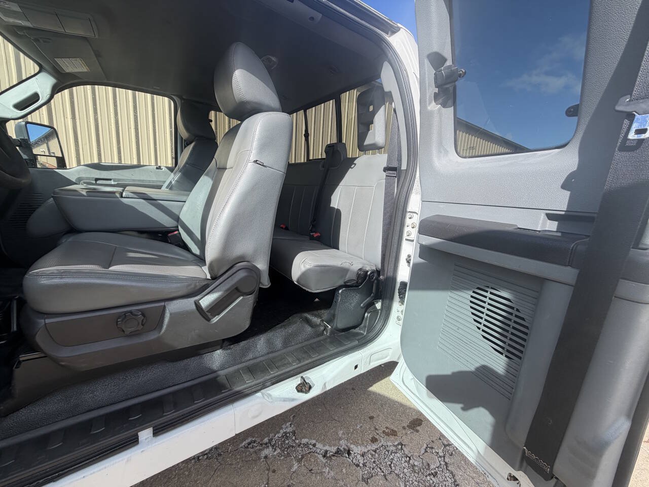 Used 2012 Ford F350 XL w/ Skid Plate Pkg AWD/4WD image 17