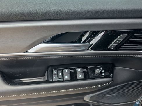New 2026 Jeep Grand Wagoneer 4WD image 11