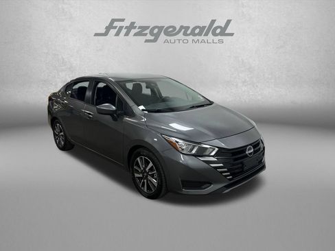 Used 2024 Nissan Versa SV FWD image 9