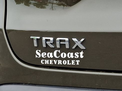 Certified 2024 Chevrolet Trax LS w/ LS Convenience Package FWD image 31