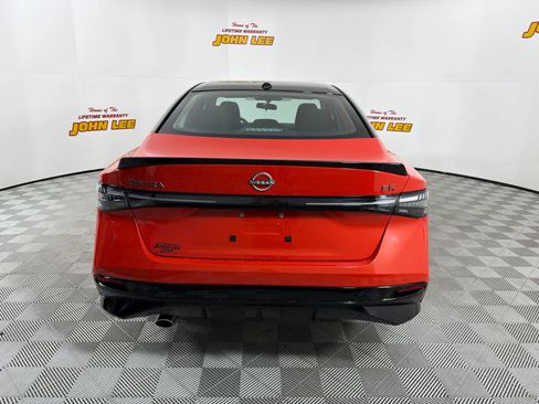 New 2026 Nissan Sentra SR w/ Floor Mat Package image 4