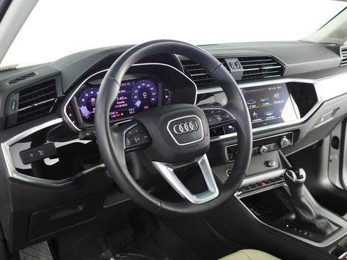 Used 2023 Audi Q3 2.0T Premium w/ Convenience Package image 31