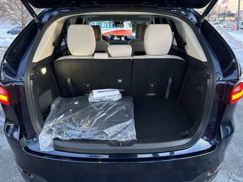 Certified 2025 MAZDA CX-90 3.3 Turbo w/ Preferred Package image 8