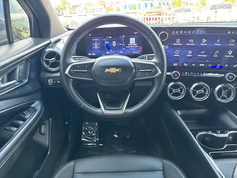 Used 2024 Chevrolet Blazer EV LT AWD/4WD image 13