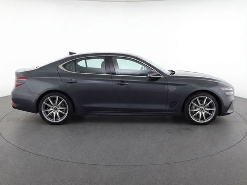Used 2025 Genesis G70 2.5T image 11