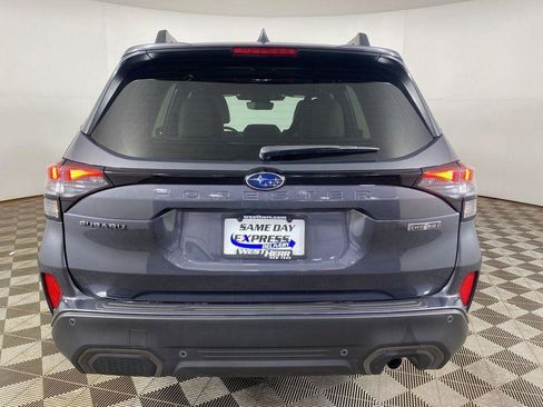 Used 2025 Subaru Forester Limited AWD/4WD image 7
