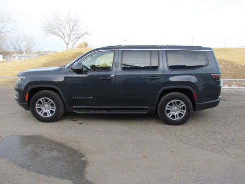 Used 2022 Jeep Wagoneer Series I image 7