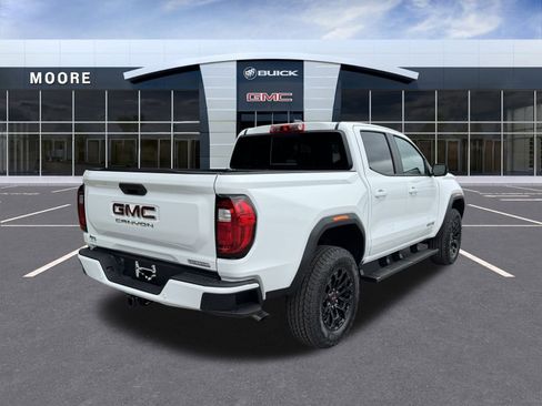 New 2026 GMC Canyon Elevation w/ Convenience Package image 4