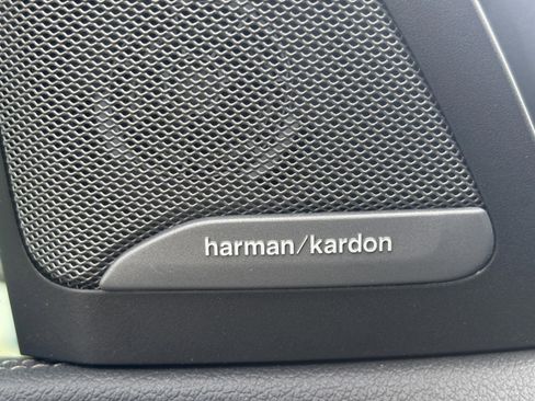 Used 2023 BMW X5 M50i w/ Executive Package image 13