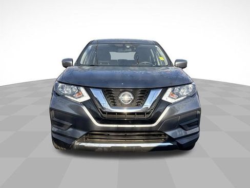 Used 2018 Nissan Rogue S FWD image 2