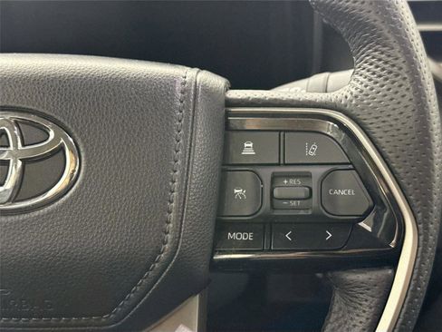 Used 2024 Toyota Tundra Limited image 20