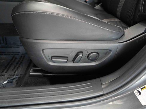 Used 2025 MAZDA CX-50 AWD 2.5 S w/ Preferred Package image 12