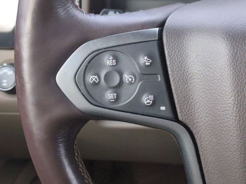 Used 2017 Chevrolet Suburban LT w/ LT Signature Package image 25