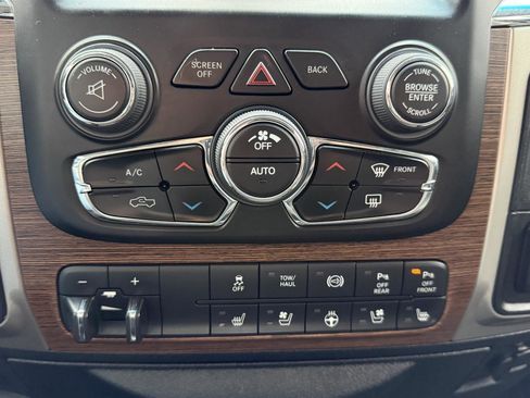 Used 2016 RAM 2500 Laramie image 10