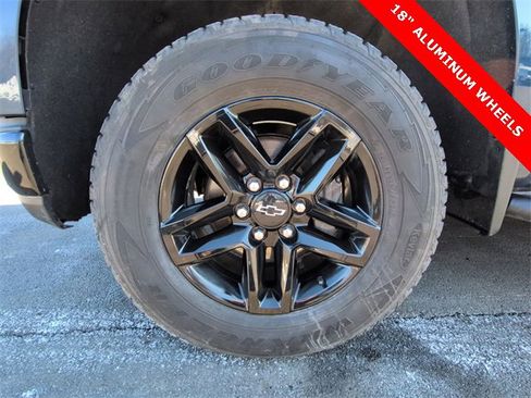 Used 2021 Chevrolet Silverado 1500 LT Trail Boss w/ Bed Protection Package image 32