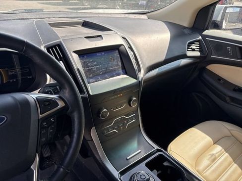 Used 2020 Ford Edge SEL AWD/4WD image 13