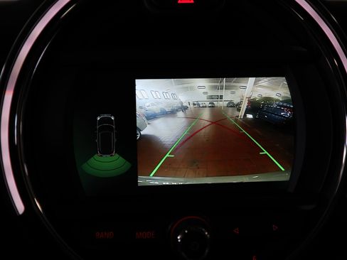 Used 2019 MINI Cooper 2-Door Hardtop FWD image 19