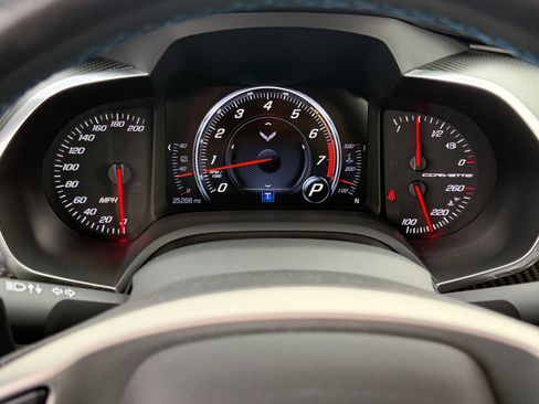 Used 2018 Chevrolet Corvette Grand Sport RWD image 34