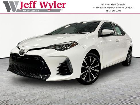 Used 2017 Toyota Corolla SE w/ Carpet Mat Package (TMS) FWD image 1