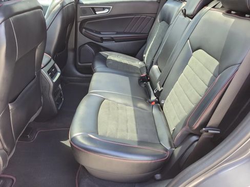 Used 2023 Ford Edge ST-Line AWD/4WD image 12