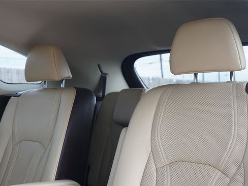 Used 2018 Lexus RX 450hL Premium w/ Premium Package AWD/4WD image 25