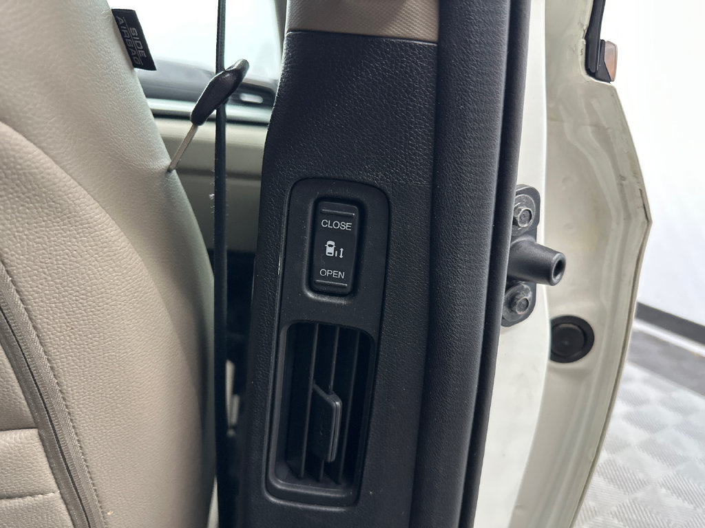 Used 2018 Honda Odyssey EX-L image 18
